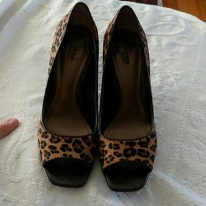 Victor Alfaro leapord print fur heels NEW